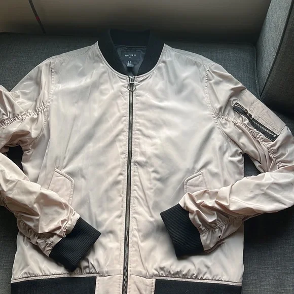 Mens brand new light weight bomber jacket flower detail on back - Picture 2 of 2